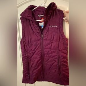 Women’s Columbia vest size medium